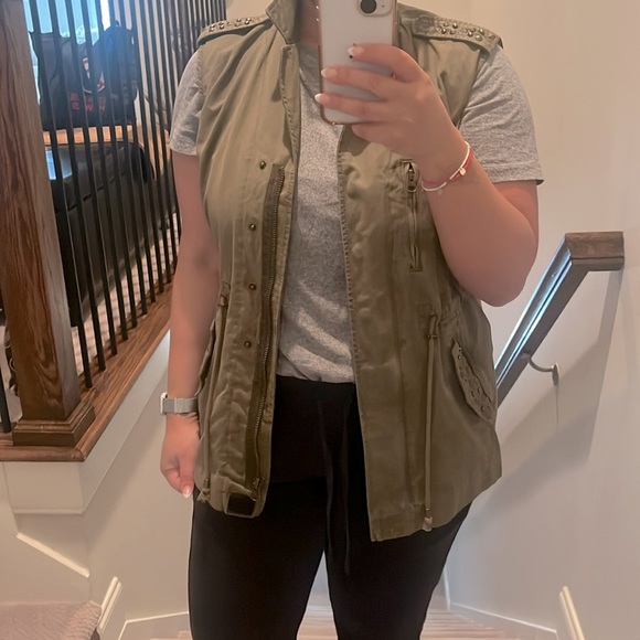 Forever 21 Army olive green utility vest - Picture 8 of 9